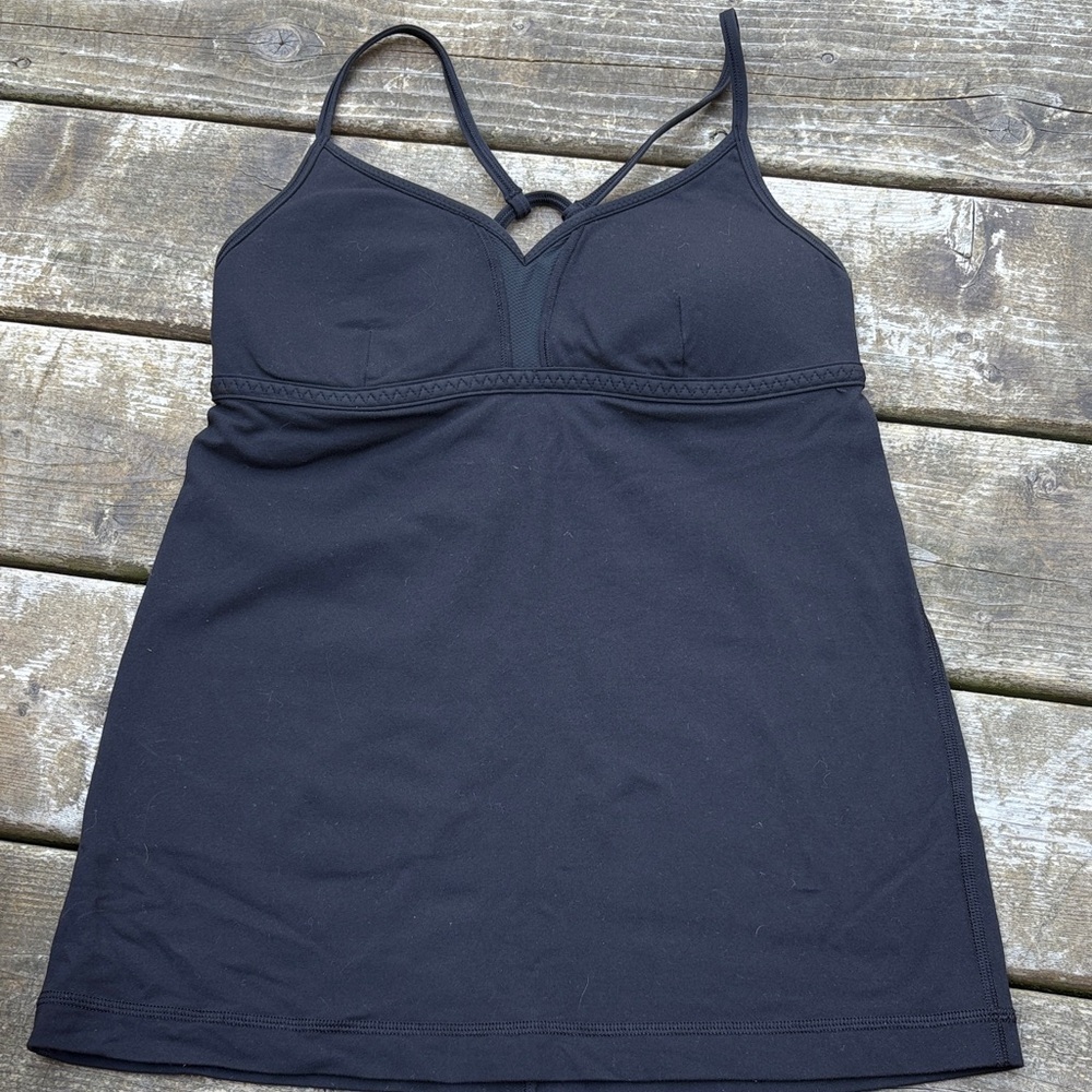 Lululemon ‘Live Lightly’ Black Women's tank size 8
